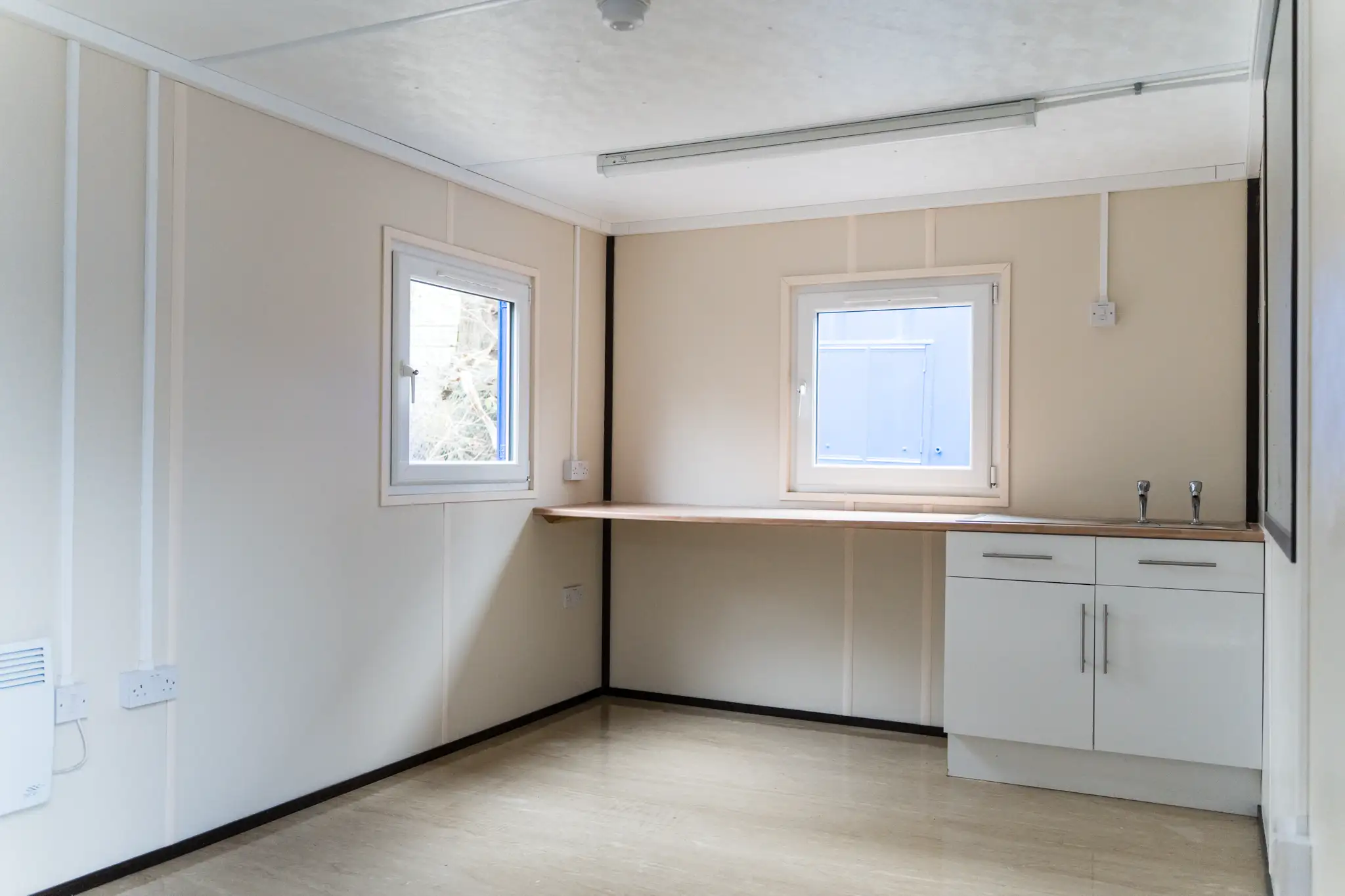Drying room accommodation unit