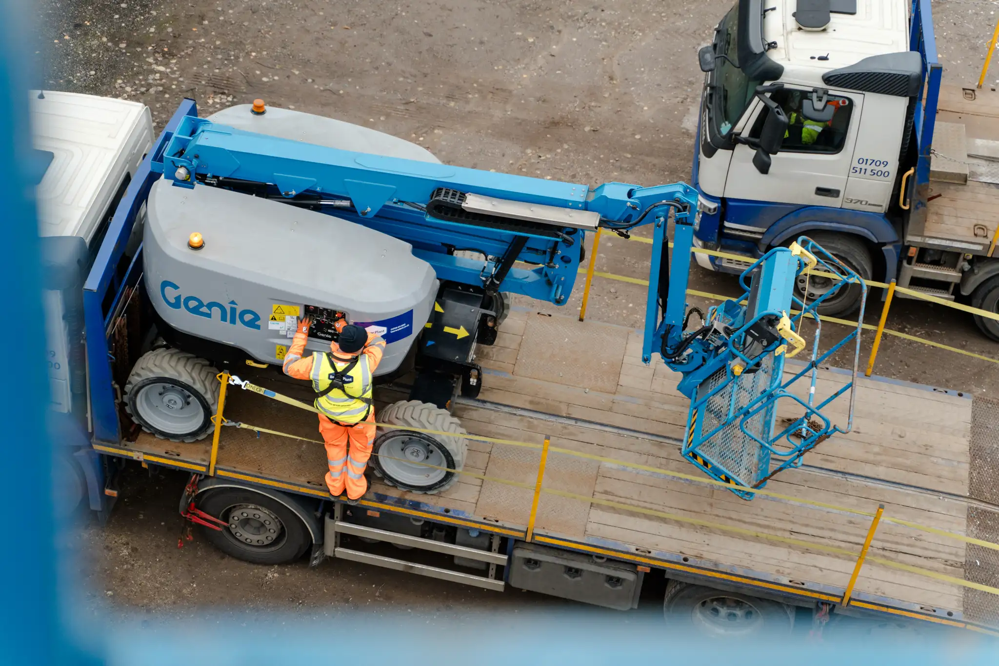 Banner Plant articulating rough terrain boom lift